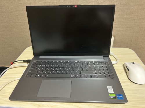 Lenovo LOQ-e 15IAX9E 노트북